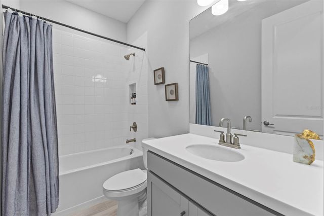 5679 BLUE REEF PLACE, Nokomis, FL 34275