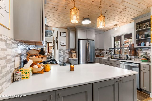 3488 Meander Way Way, Juneau, AK 99801