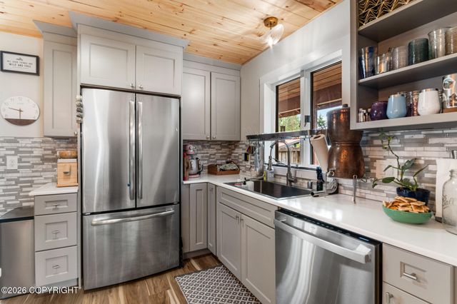 3488 Meander Way Way, Juneau, AK 99801