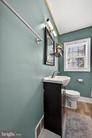 115 S WALNUT AVE, Maple Shade, NJ 08052