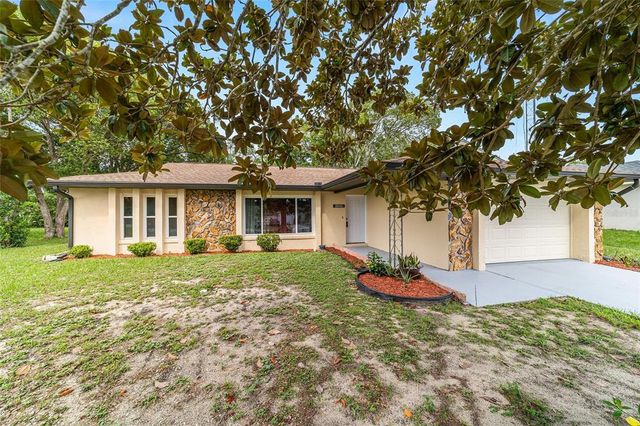 15061 SW 28TH TERRACE ROAD, Ocala, FL 34473