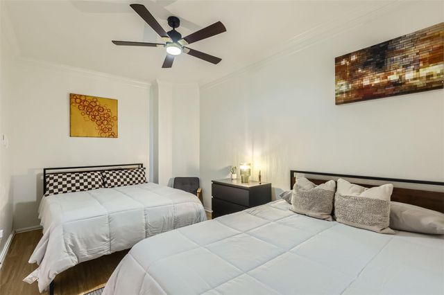 1016 Thackeray LN, Pflugerville, TX 78660