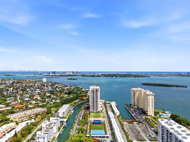 1800 NE 114th St 1505, Miami, FL 33181