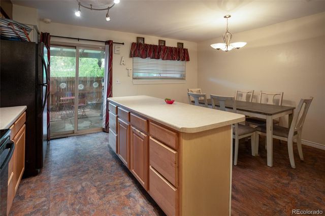 1312 S Carson Way, Aurora, CO 80012