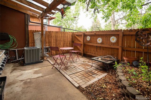 1312 S Carson Way, Aurora, CO 80012