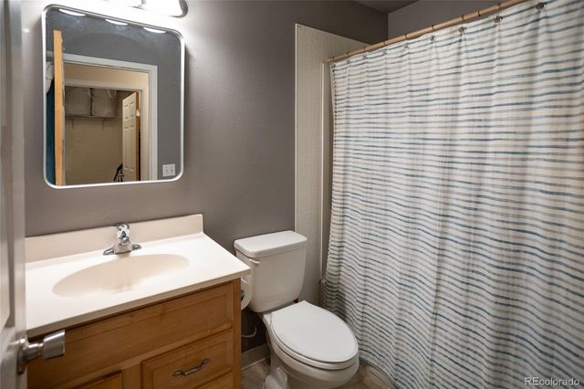 1312 S Carson Way, Aurora, CO 80012