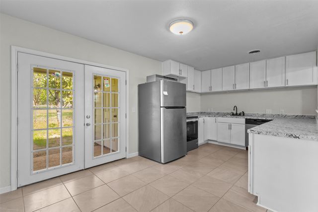 205 April Street, Bowie, TX 76230