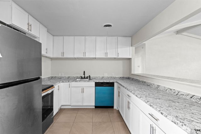 205 April Street, Bowie, TX 76230