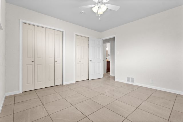 205 April Street, Bowie, TX 76230