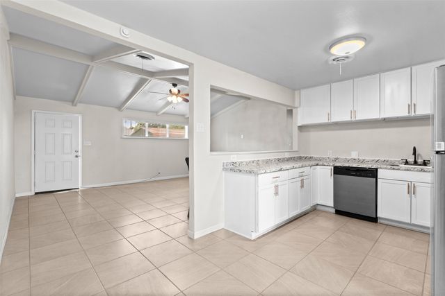 205 April Street, Bowie, TX 76230