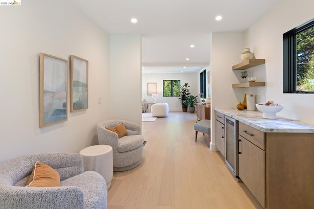 1409 Scenic Ave, Berkeley, CA 94708
