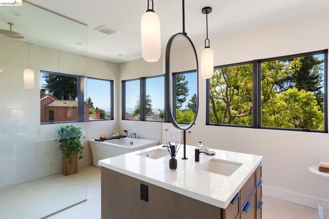 1409 Scenic Ave, Berkeley, CA 94708