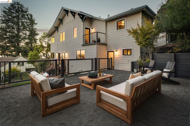 1409 Scenic Ave, Berkeley, CA 94708