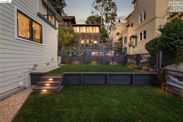 1409 Scenic Ave, Berkeley, CA 94708