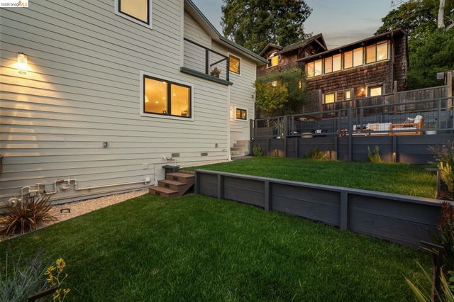 1409 Scenic Ave, Berkeley, CA 94708