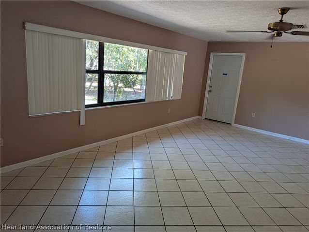 303 E Waterway Avenue NW, Lake Placid, FL 33852