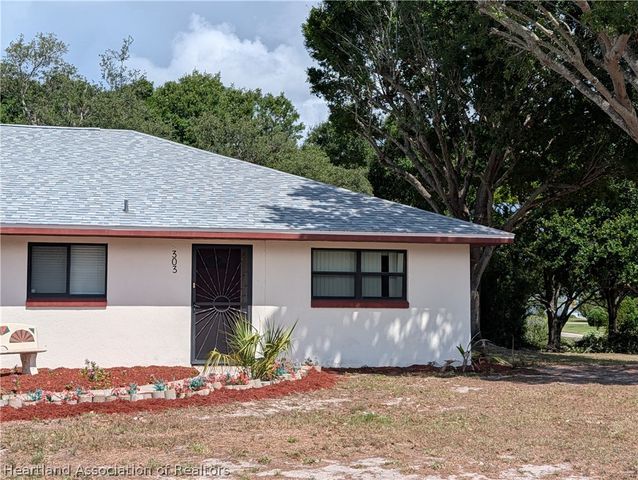 303 E Waterway Avenue NW, Lake Placid, FL 33852