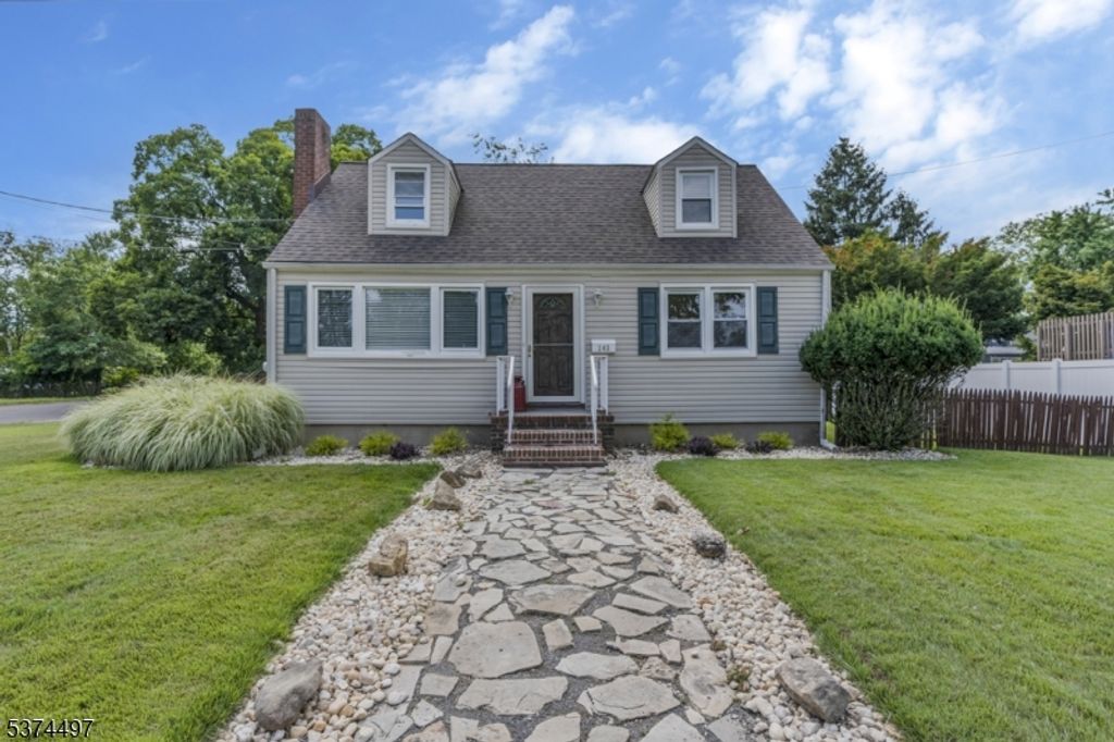 143 Parker St, Middlesex Boro, NJ 08846