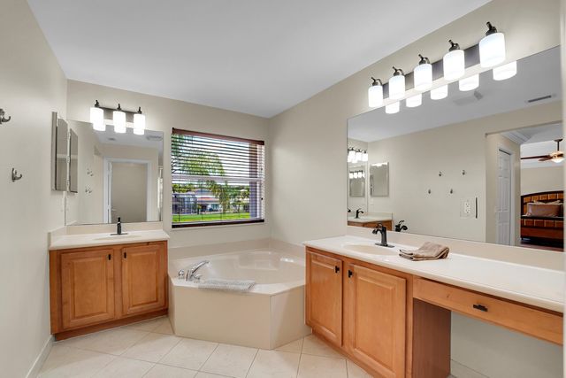 10387 Gentlewood Forest Drive, Boynton Beach, FL 33473