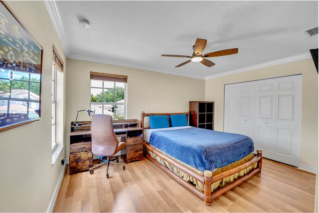 10387 Gentlewood Forest Drive, Boynton Beach, FL 33473