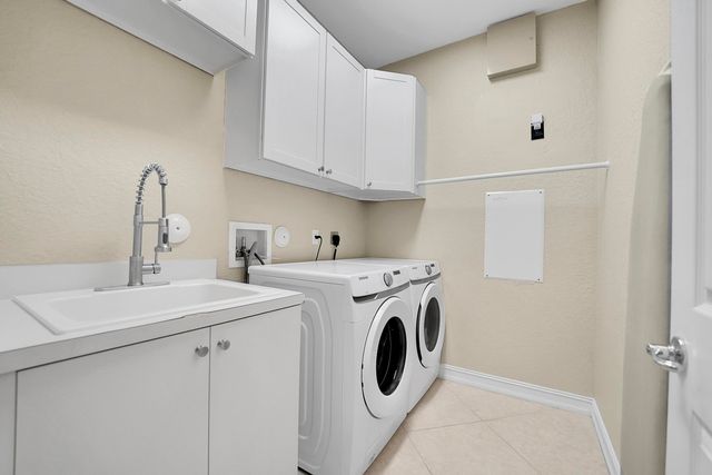 10387 Gentlewood Forest Drive, Boynton Beach, FL 33473