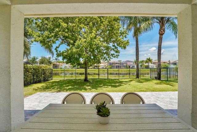 10387 Gentlewood Forest Drive, Boynton Beach, FL 33473