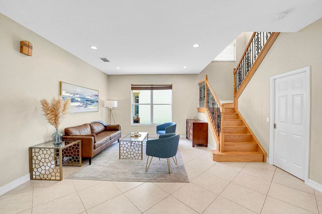 10387 Gentlewood Forest Drive, Boynton Beach, FL 33473