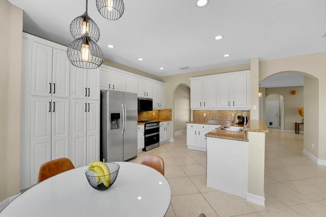 10387 Gentlewood Forest Drive, Boynton Beach, FL 33473