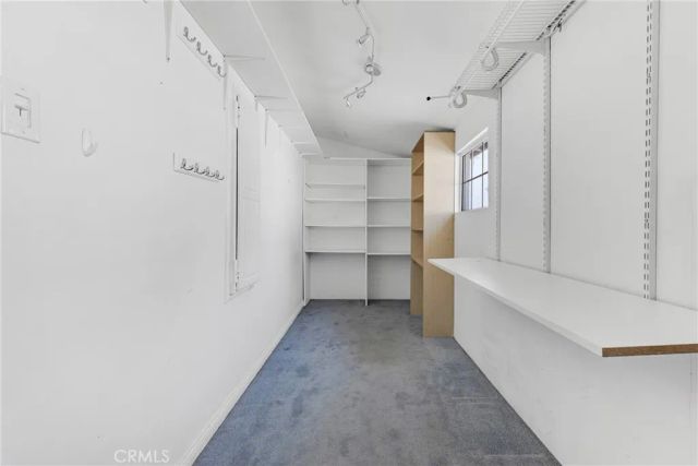 8101 Lemona, Los Angeles, CA 91402