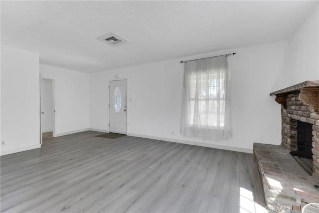 8101 Lemona, Los Angeles, CA 91402