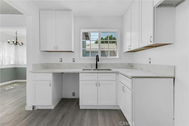 8101 Lemona, Los Angeles, CA 91402