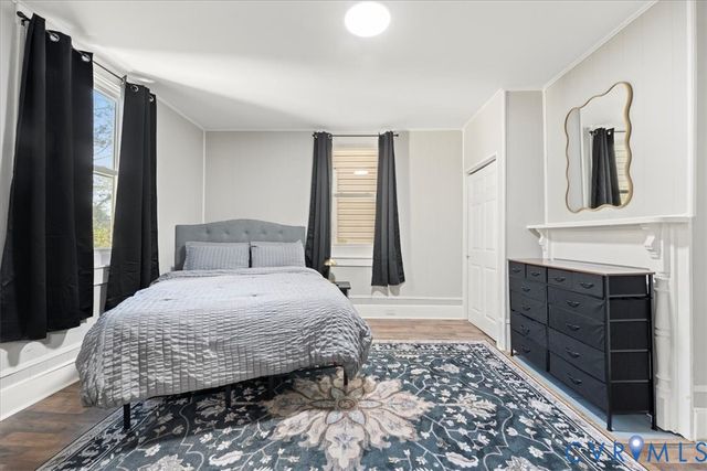 1011 Melville St, Petersburg, VA 23803