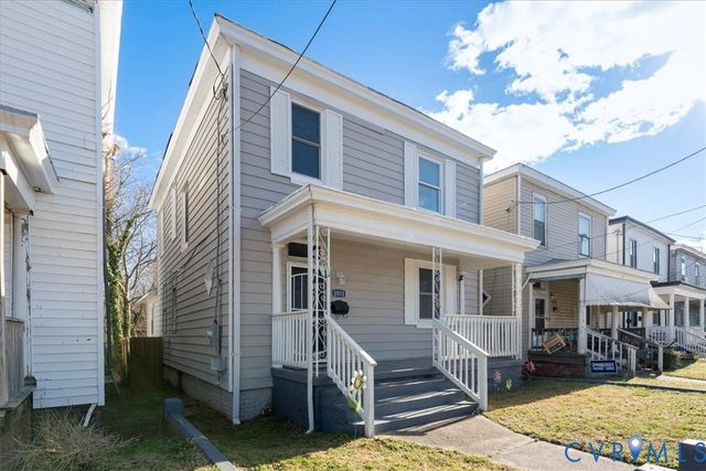 1011 Melville St, Petersburg, VA 23803