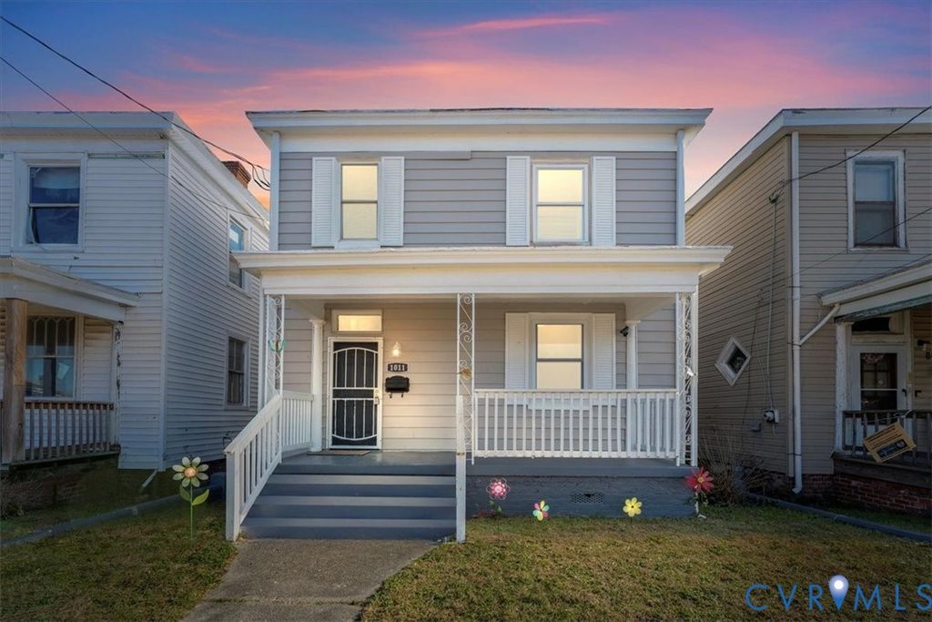 1011 Melville St, Petersburg, VA 23803