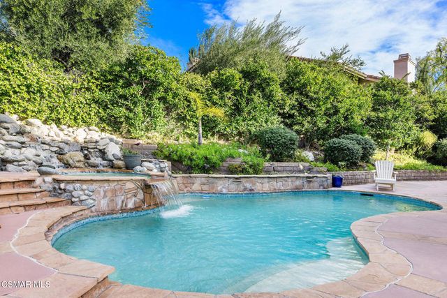 2733 Rocky Point Court, Thousand Oaks, CA 91362