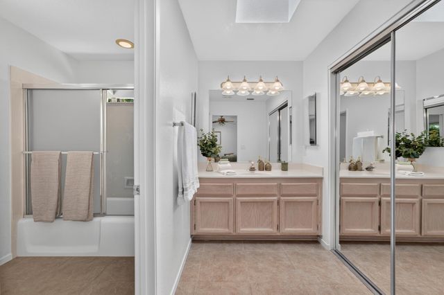 8161 Toyon Ave, Fair Oaks, CA 95628