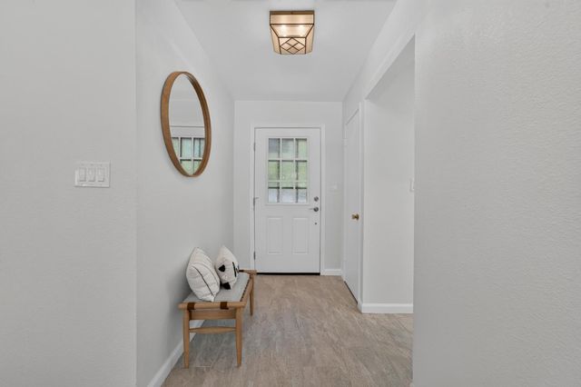 8161 Toyon Ave, Fair Oaks, CA 95628