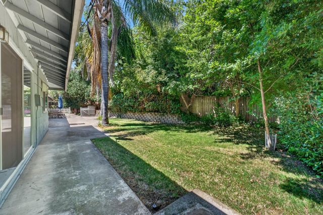 8161 Toyon Ave, Fair Oaks, CA 95628