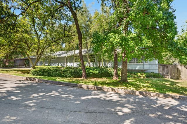 8161 Toyon Ave, Fair Oaks, CA 95628
