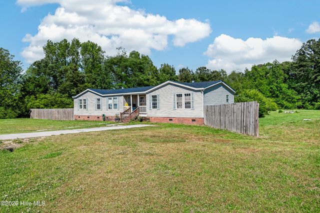 201 Michelle Lane, Maysville, NC 28555