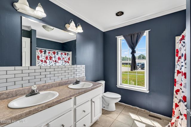 201 Michelle Lane, Maysville, NC 28555