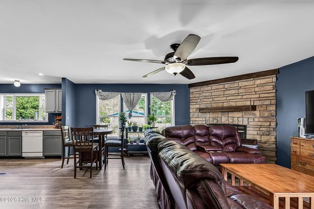 201 Michelle Lane, Maysville, NC 28555