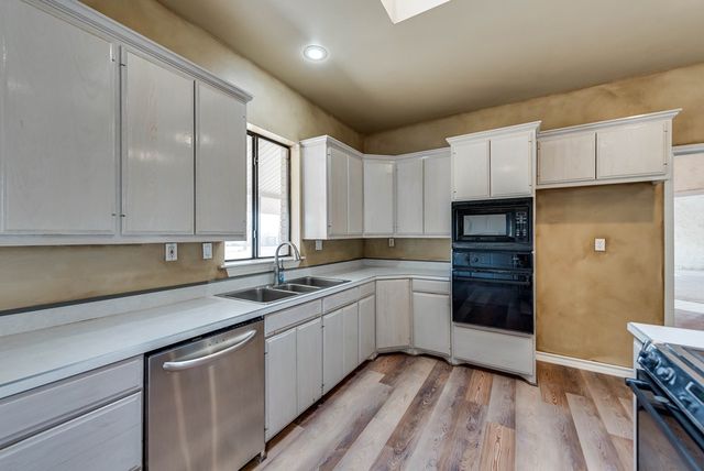 11707 W County Rd 58, Midland, TX 79707