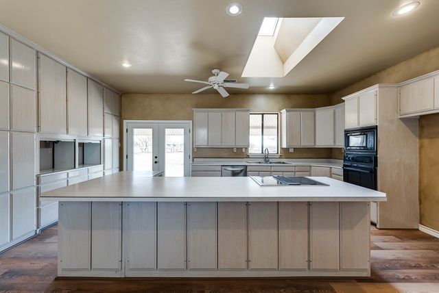 11707 W County Rd 58, Midland, TX 79707