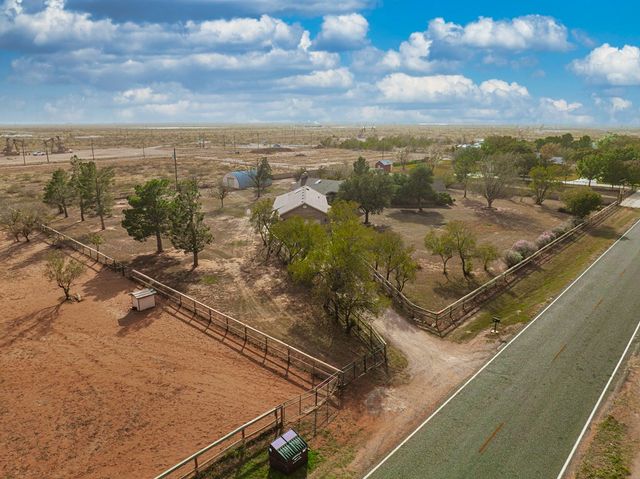11707 W County Rd 58, Midland, TX 79707