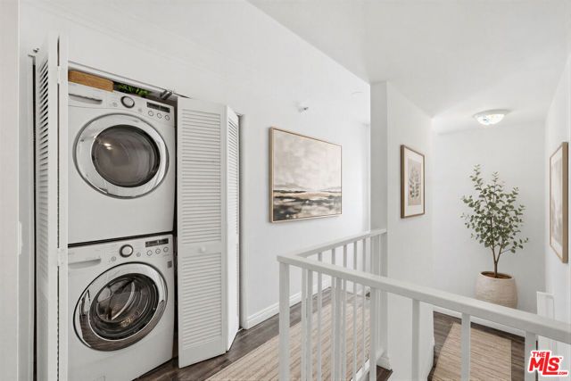 345 W Acacia Avenue 16, Glendale, CA 91204