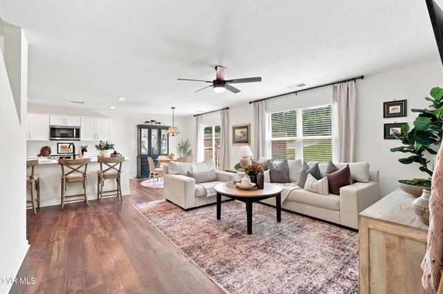 1041 Persimmon Hollow, Greeneville, TN 37745