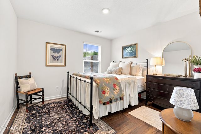 1041 Persimmon Hollow, Greeneville, TN 37745