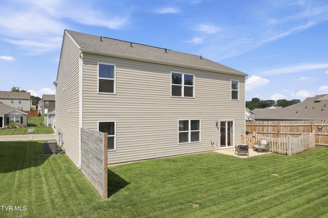 1041 Persimmon Hollow, Greeneville, TN 37745