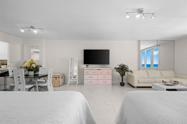 2301 Collins Avenue 1014, Miami Beach, FL 33139